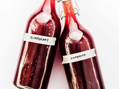 4 Ingredient Blueberry Kombucha Recipe