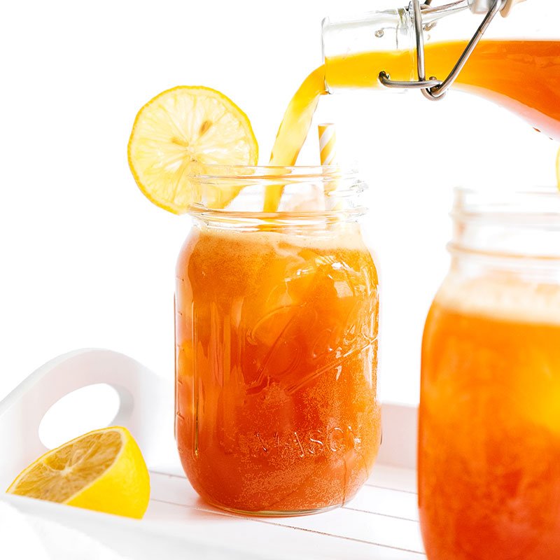 lemon ginger kombucha in glasses